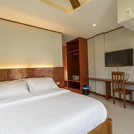 Coral Cliff Hotel El Nido Buitenkant foto
