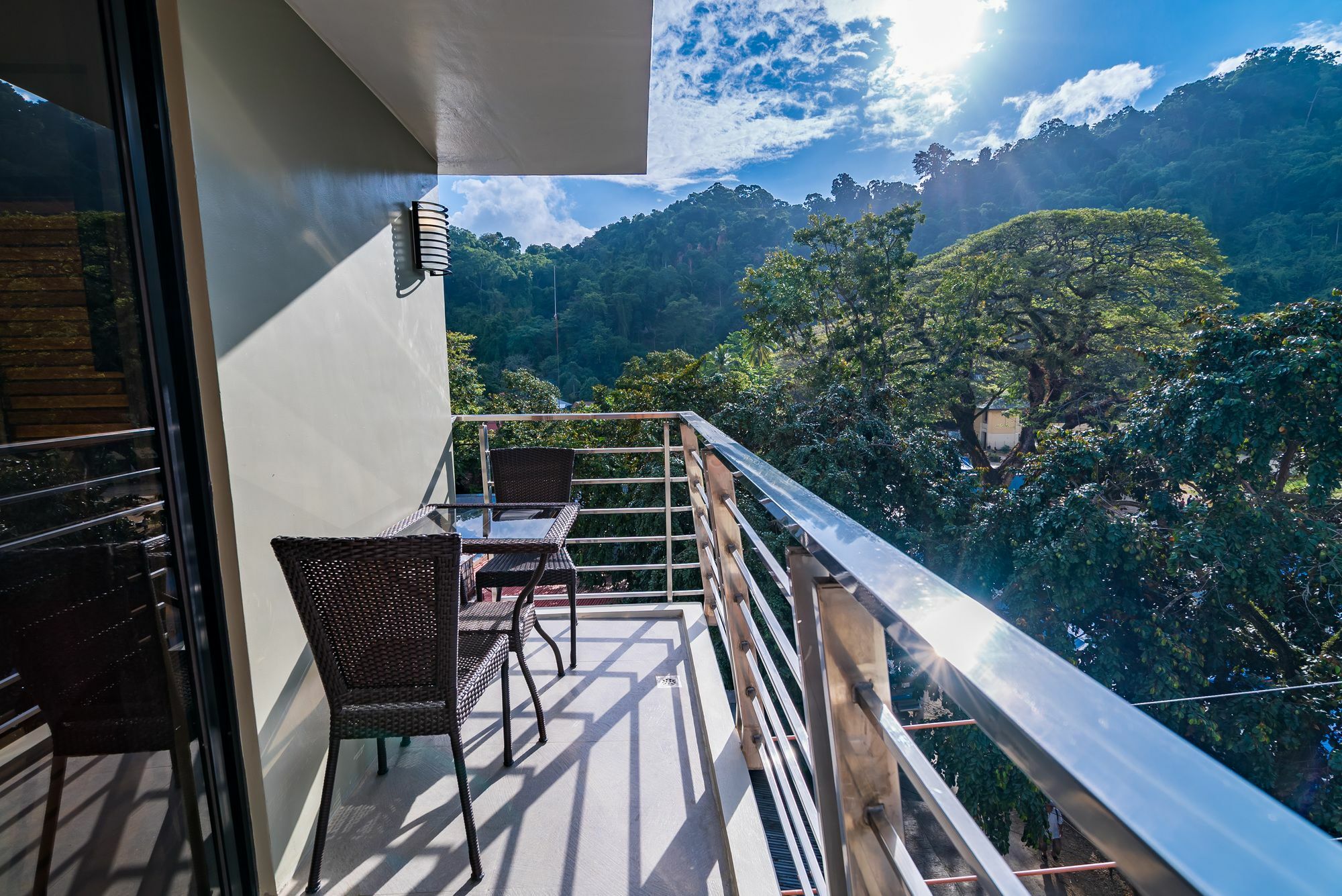 Coral Cliff Hotel El Nido Buitenkant foto